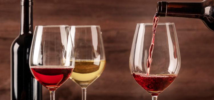 Burgundy vs Bordeaux Wine Glass