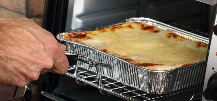 Can Tin Foil Go in Toaster Oven