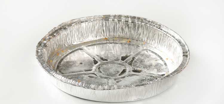 Can You Put an Aluminum Pan in the Oven